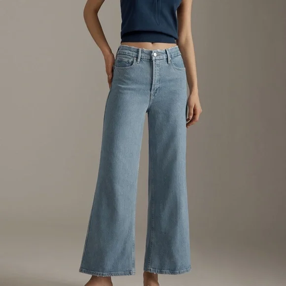 Good American Good Skate Soft-Tech High-Rise Crop Wide-Leg Jeans - Picture 1 of 8
